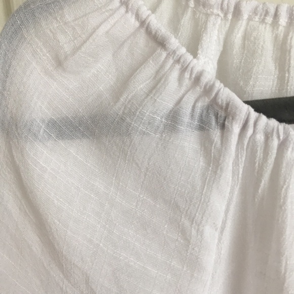 White flutter top - Picture 5 of 7